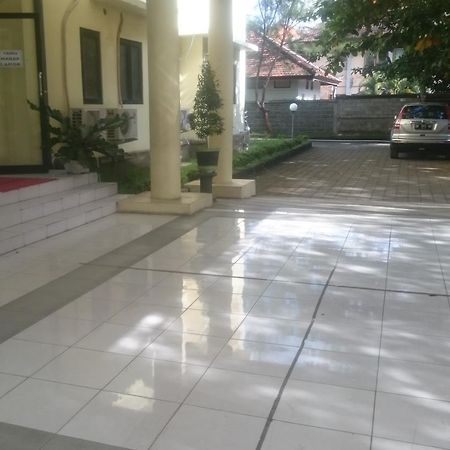 Hotel Edutel Undiksha Singaraja Exteriér fotografie